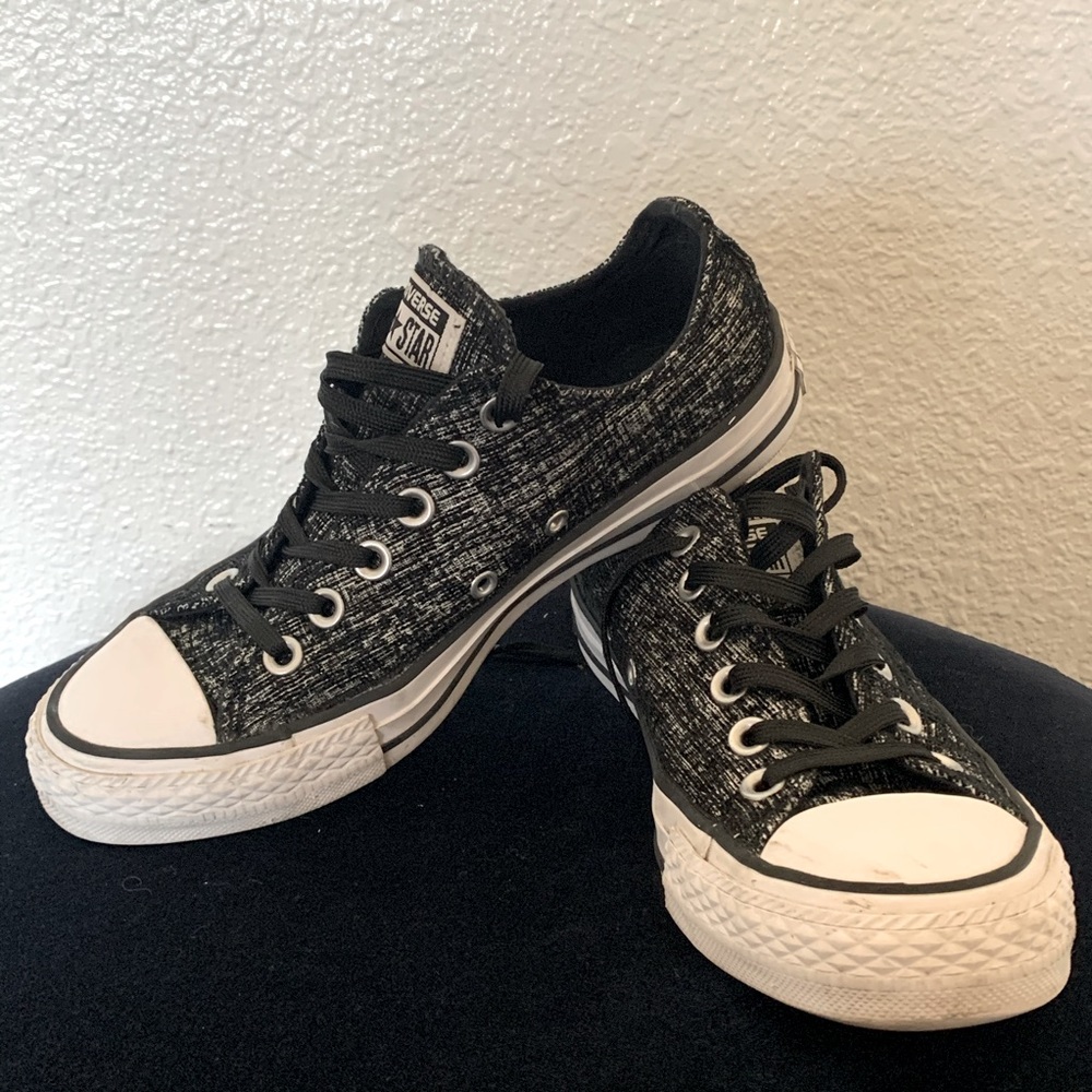 Converse Chucks Size 6.5
